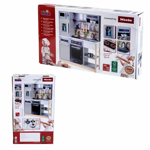 Family kitchen, Miele, wood (MDF)